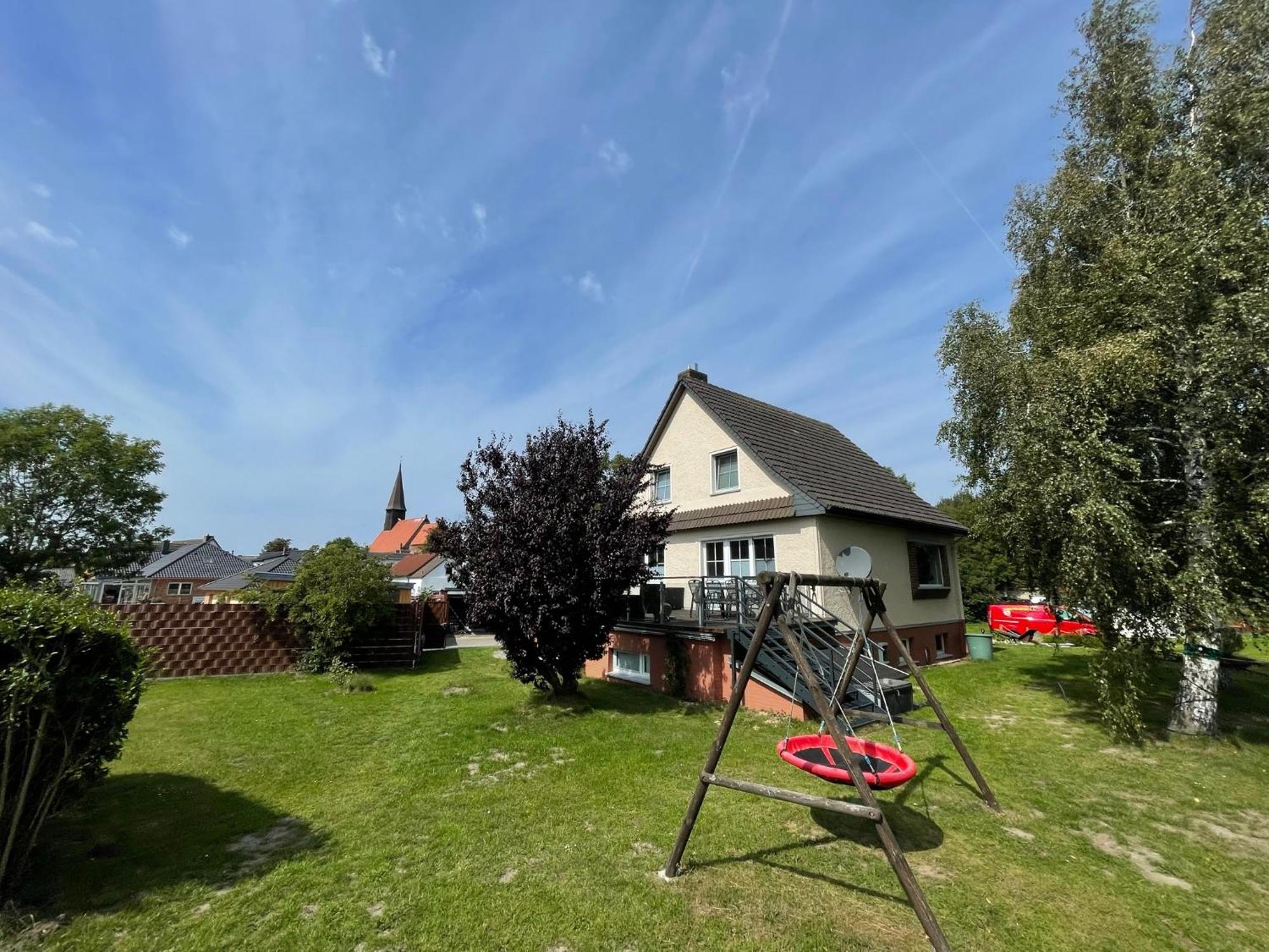 Ruegenferienhaus - Schaprode Hafen Exterior foto